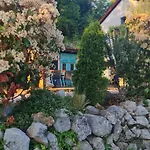 Kamen Villa Ledenice