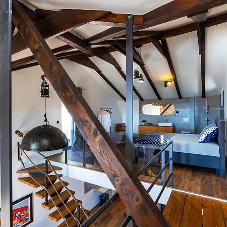 Willa Kamen Ledenice